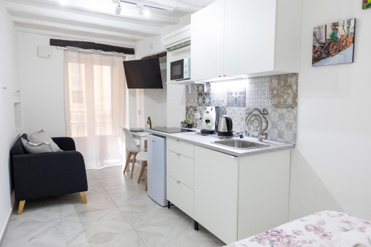 Aurora House Suite Чефалу Экстерьер фото